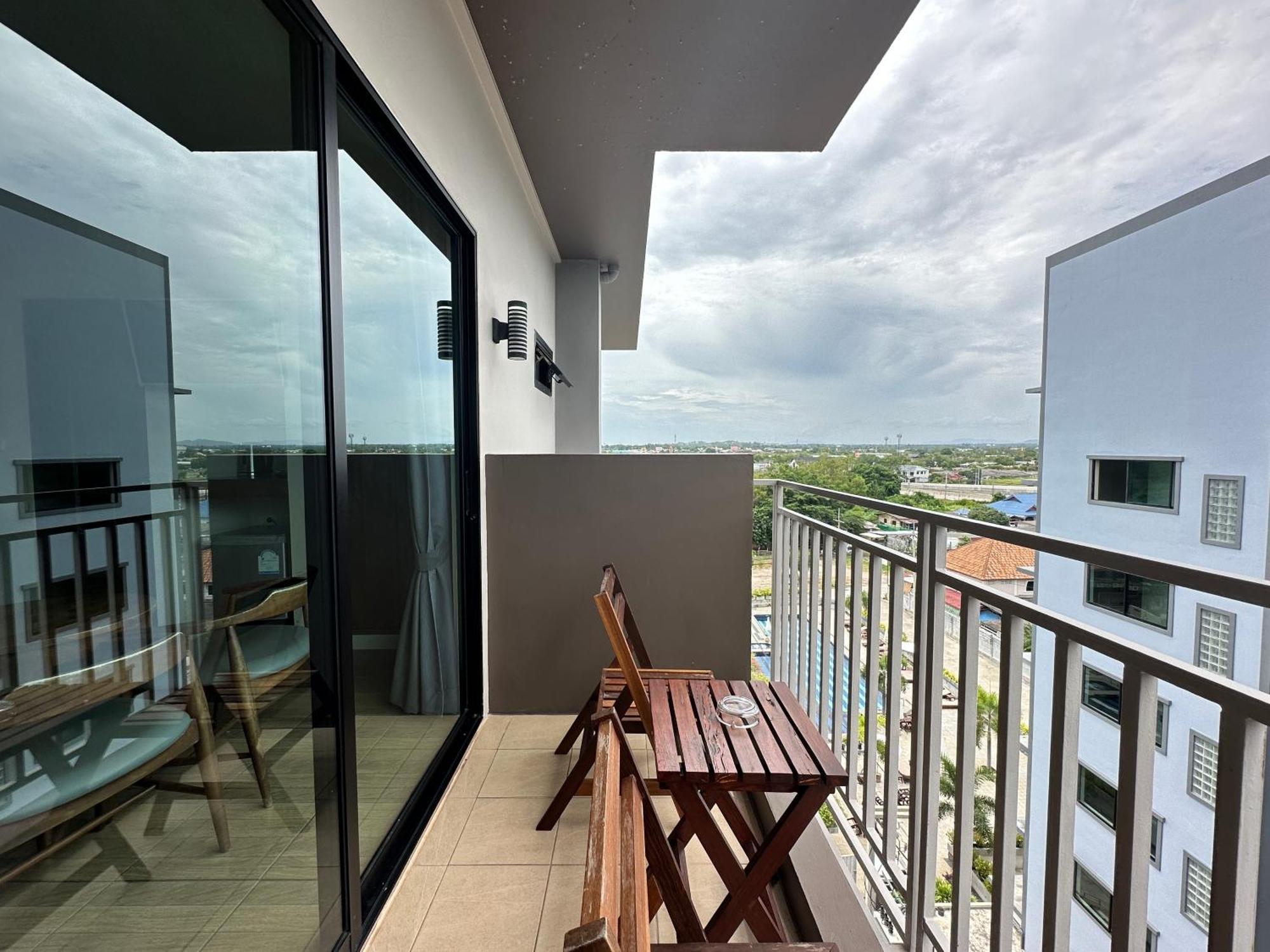 נה ג'ומטיין Mangrove Prestige Hotel מראה חיצוני תמונה